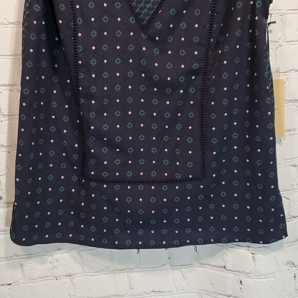 Halogen mixed print polyester sleeveless blouse NWT - Picture 3 of 11